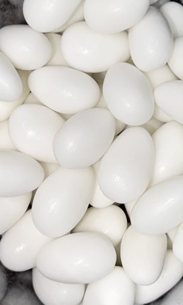 Sugar Almonds White