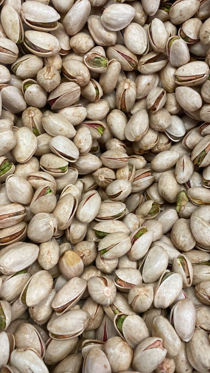 Pistachios with lemon